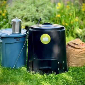 The PGW Composter Backyard Bin