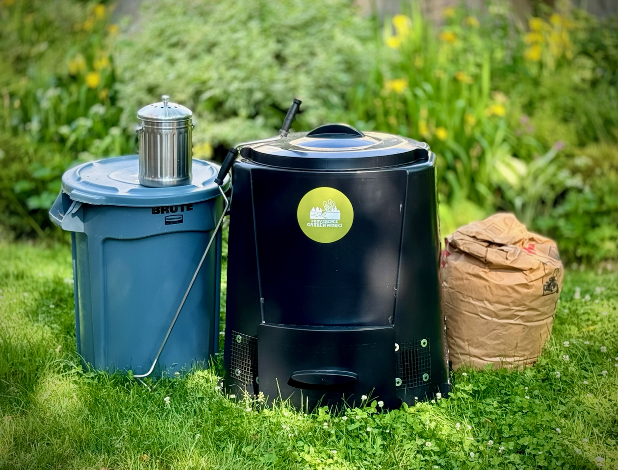 The PGW Composter Backyard Bin